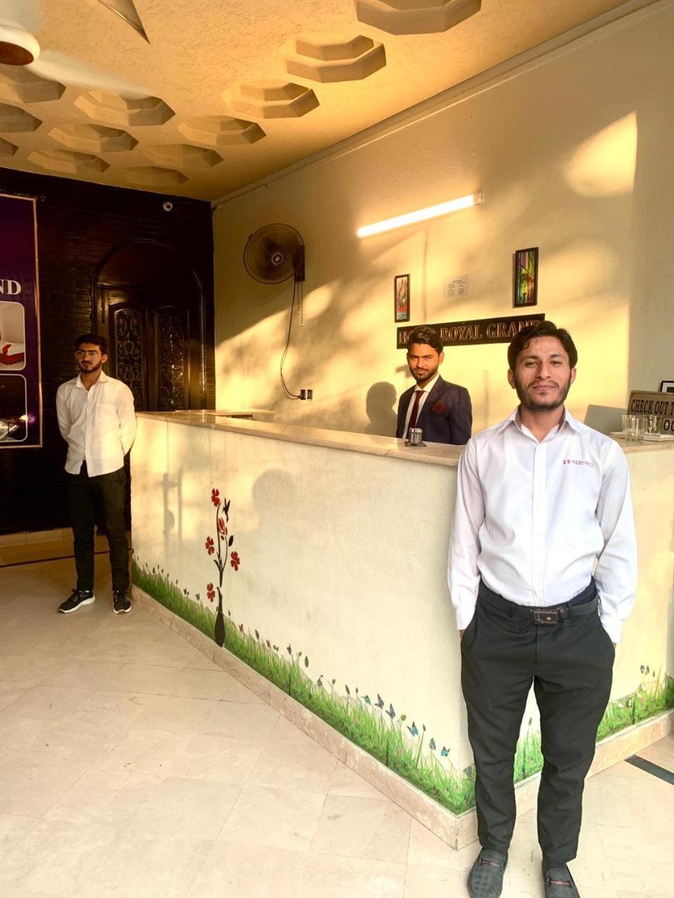Hotel Royal Grand 拉合尔 外观 照片