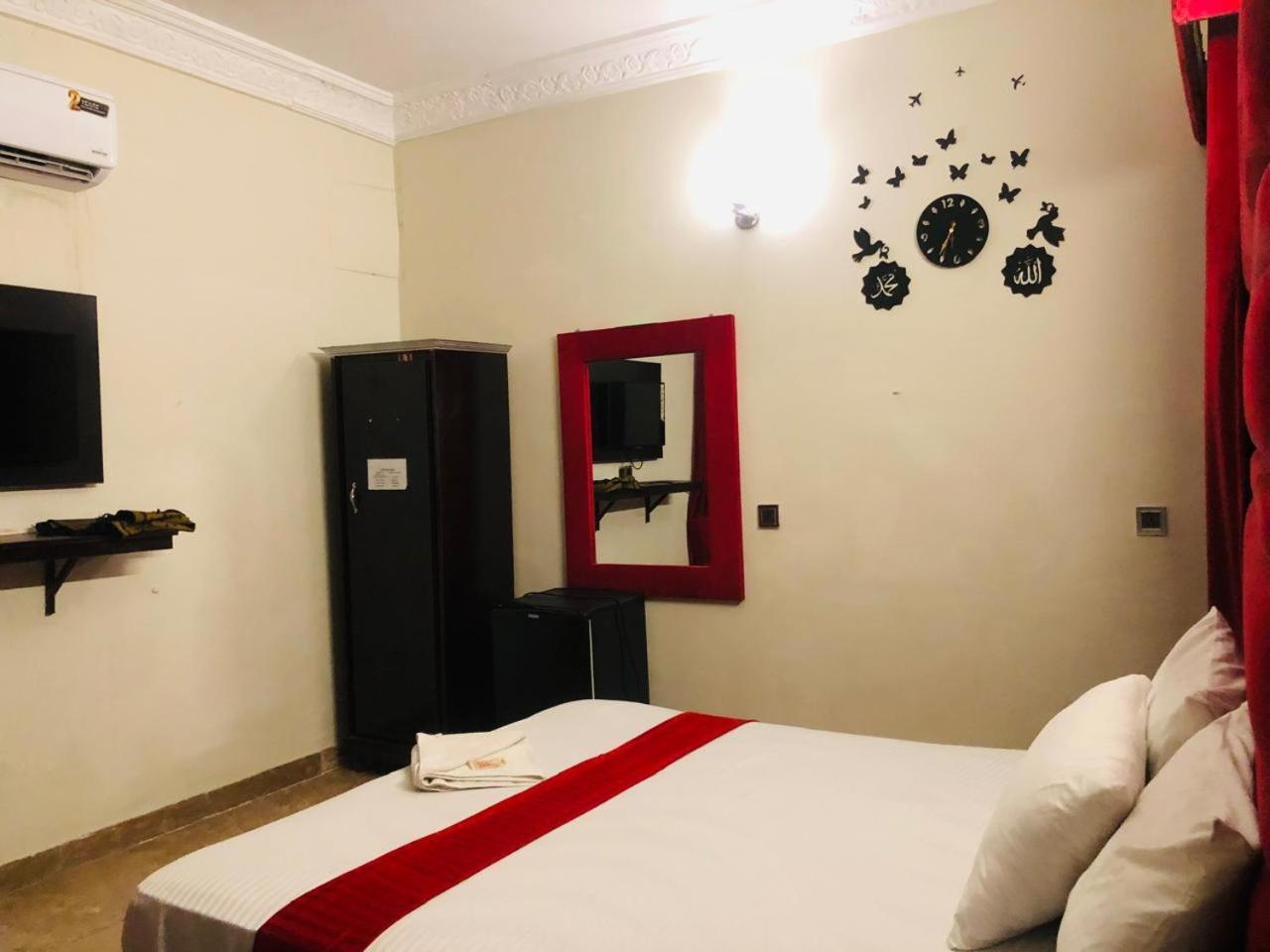 Hotel Royal Grand 拉合尔 外观 照片