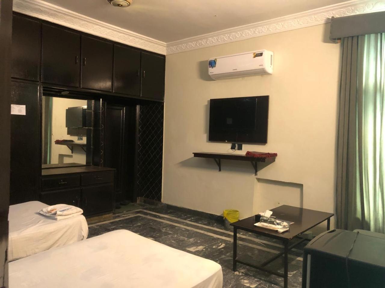 Hotel Royal Grand 拉合尔 外观 照片