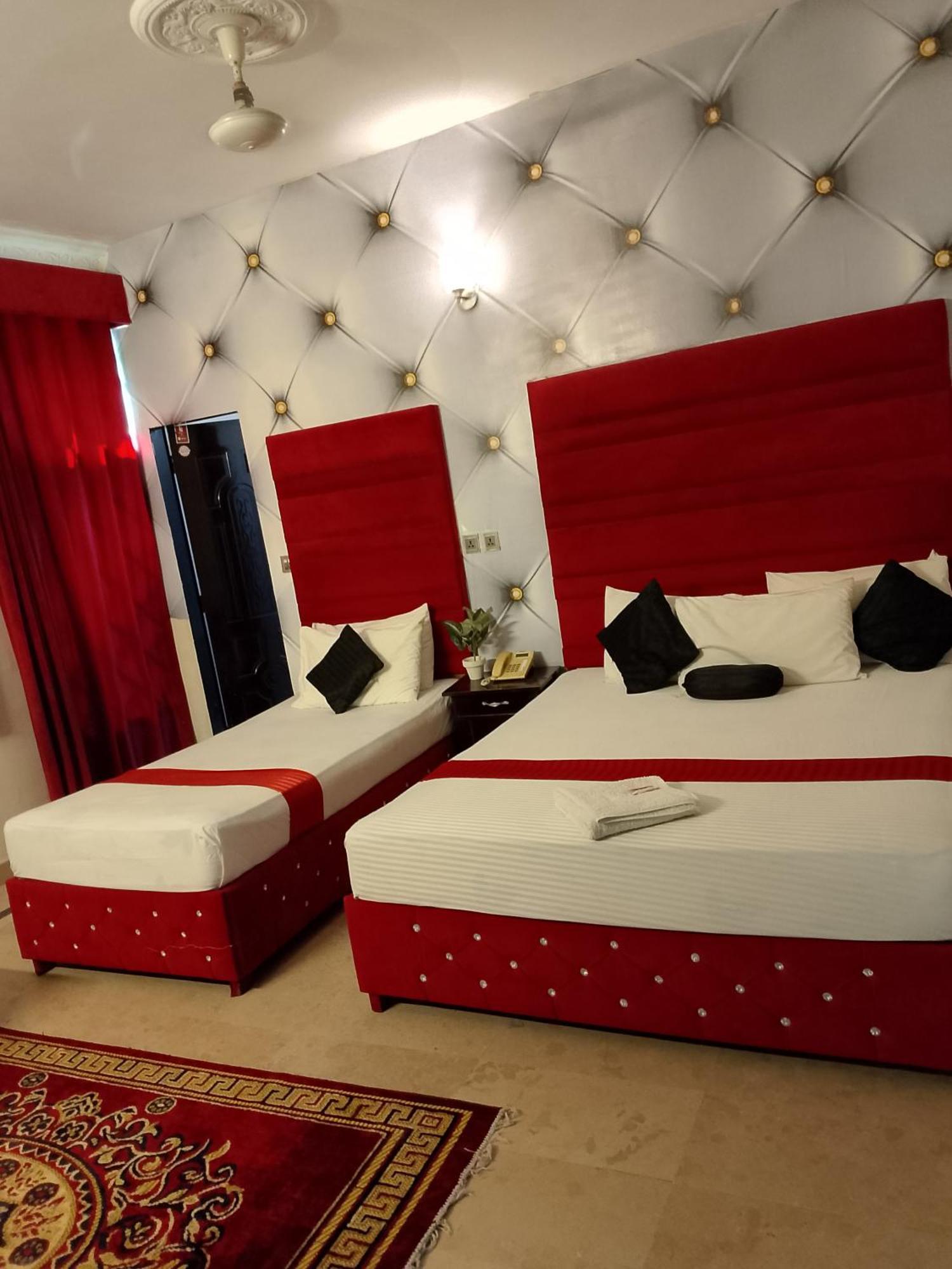 Hotel Royal Grand 拉合尔 外观 照片