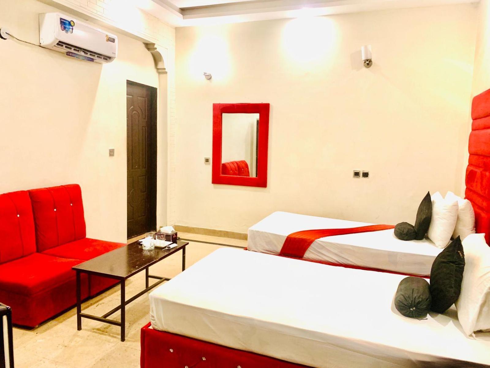 Hotel Royal Grand 拉合尔 外观 照片